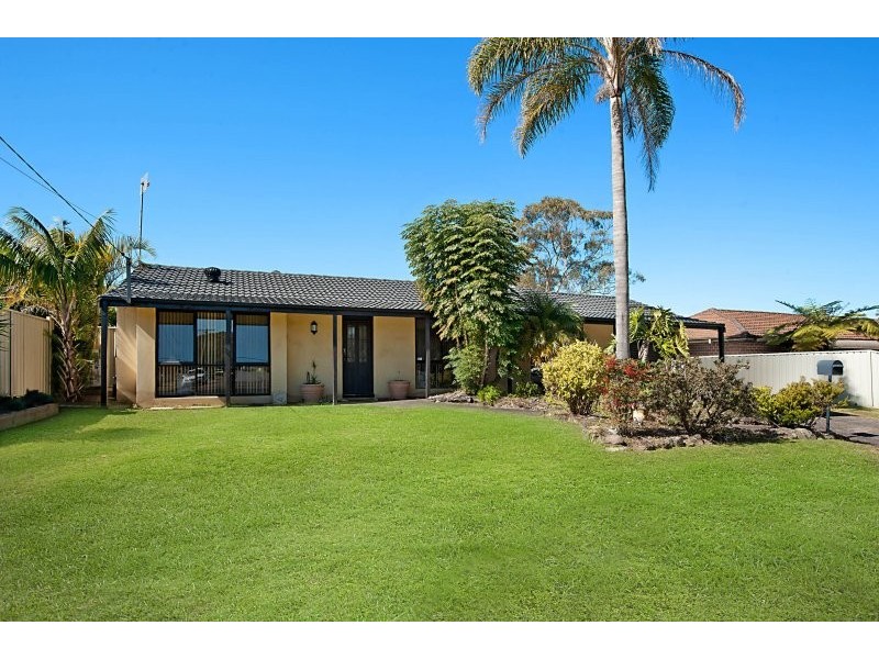 45 Davies Street, Kincumber NSW 2251