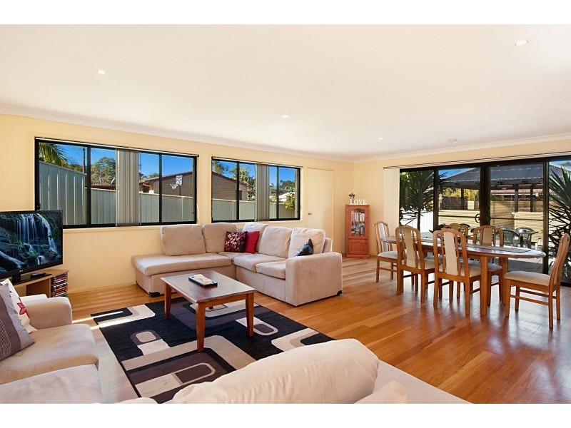 45 Davies Street, Kincumber NSW 2251