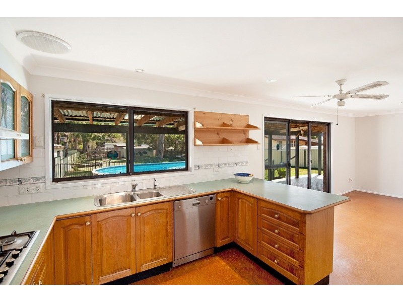 50 Yimbala Street, Killarney Vale NSW 2261