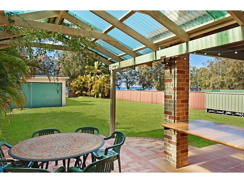 171 Lakedge Ave, Berkeley Vale NSW 2261