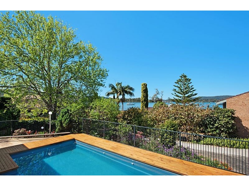 57a Albany Street, Point Frederick NSW 2250