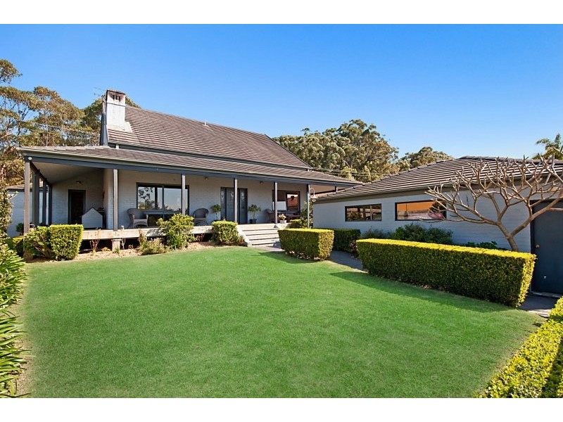 7 Oceanside Cl, Bateau Bay NSW 2261