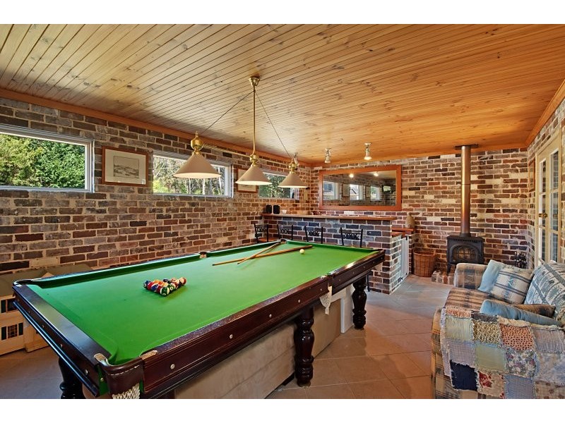 7 Oceanside Cl, Bateau Bay NSW 2261