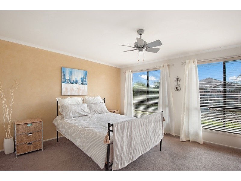 8 Avia Avenue, Erina NSW 2250