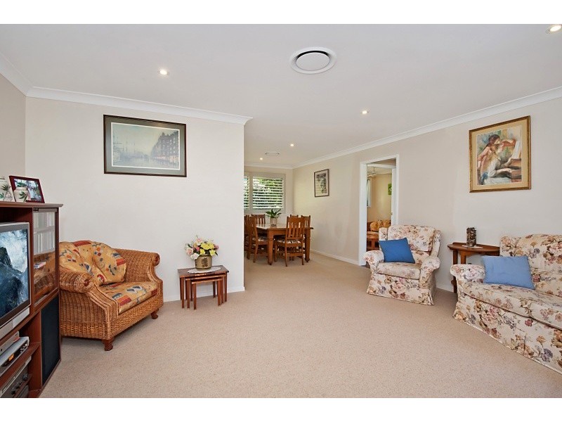 15 Raymond Terrace, Terrigal NSW 2260