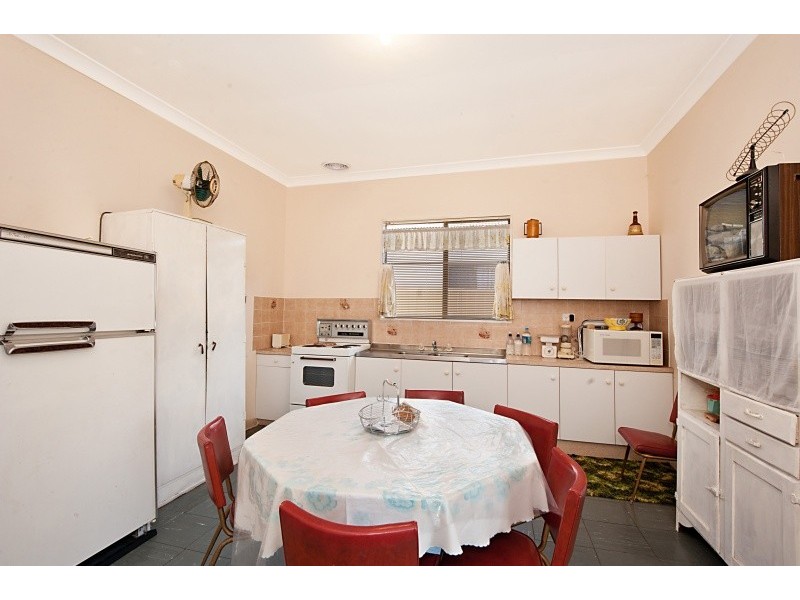 11 Bay Road, The Entrance NSW 2261