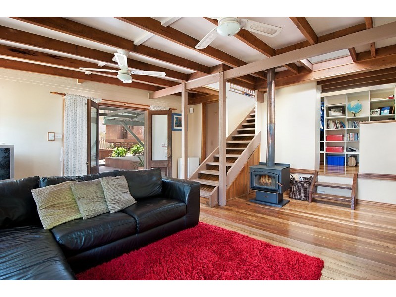 526 The Entrance Rd, Erina Heights NSW 2260