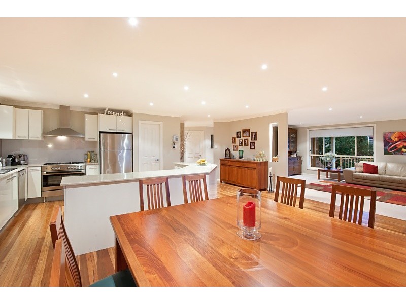 166 Karalta Rd, Erina NSW 2250