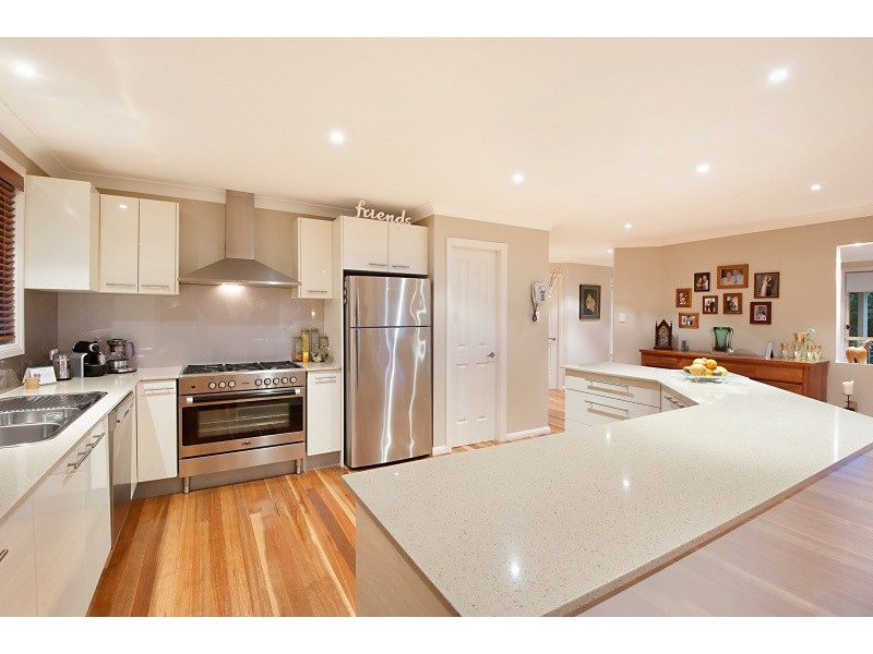 166 Karalta Rd, Erina NSW 2250