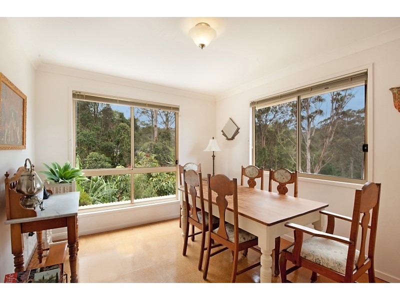 12 Karwin Avenue, Springfield NSW 2250