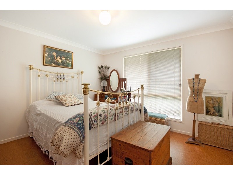 12 Karwin Avenue, Springfield NSW 2250