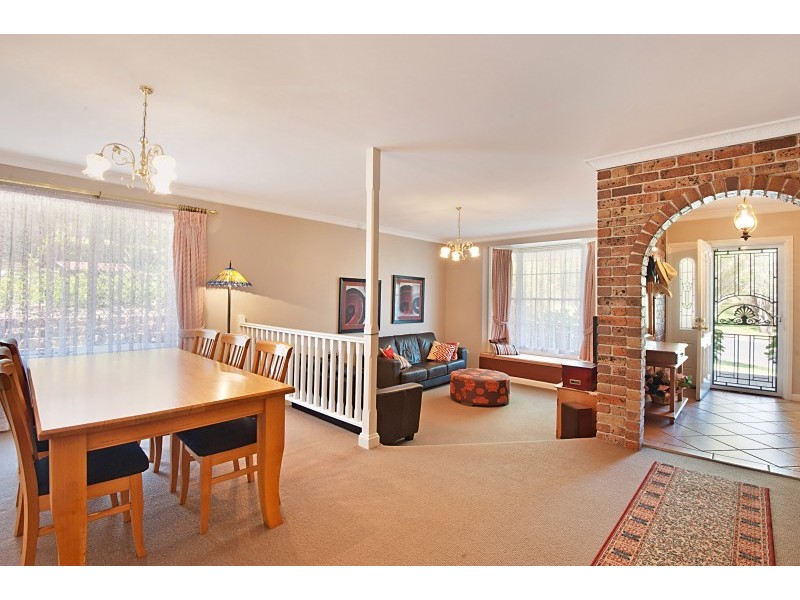 7 Ulmarra Rd, Forresters Beach NSW 2260