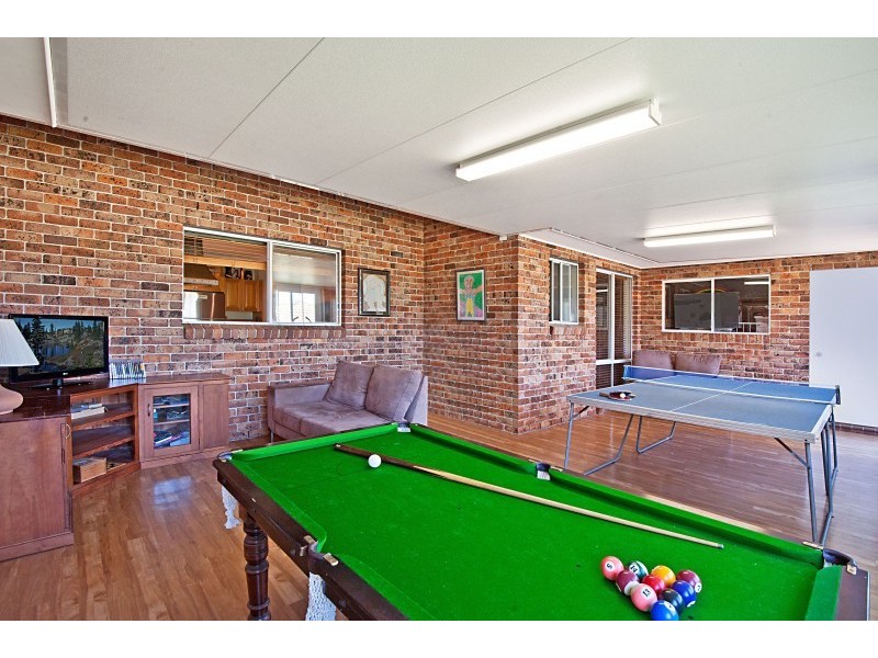 7 Ulmarra Rd, Forresters Beach NSW 2260