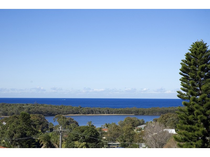 21 Braemar Drive, Wamberal NSW 2260
