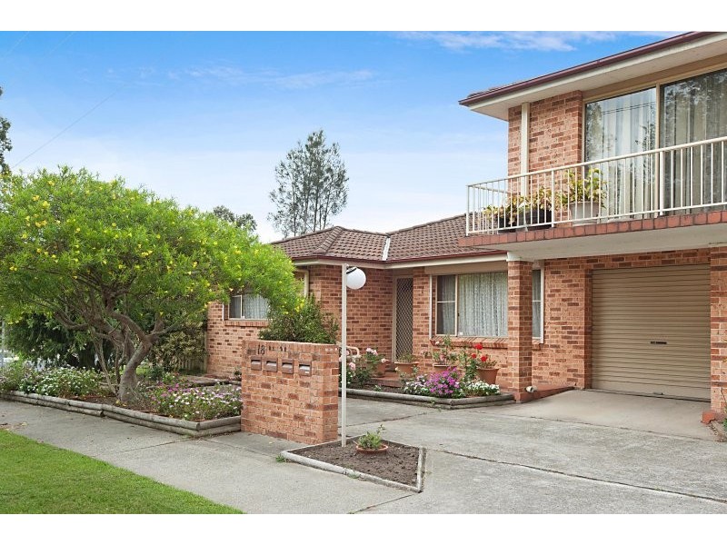 1/18 Russell Street, East Gosford NSW 2250