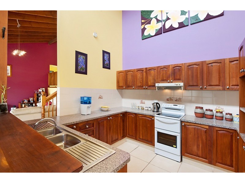 2 Walmsley Road, Ourimbah NSW 2258