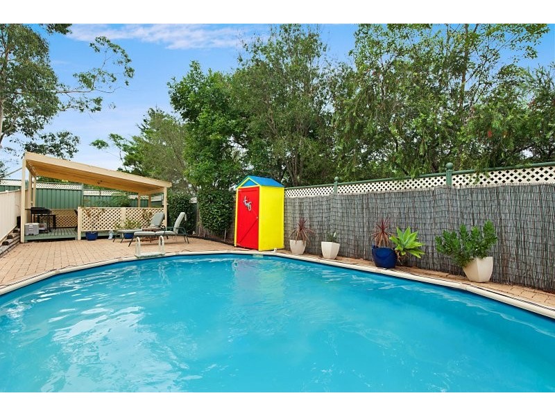 2 Walmsley Road, Ourimbah NSW 2258