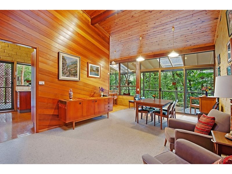 9 Riatta Street, Erina NSW 2250