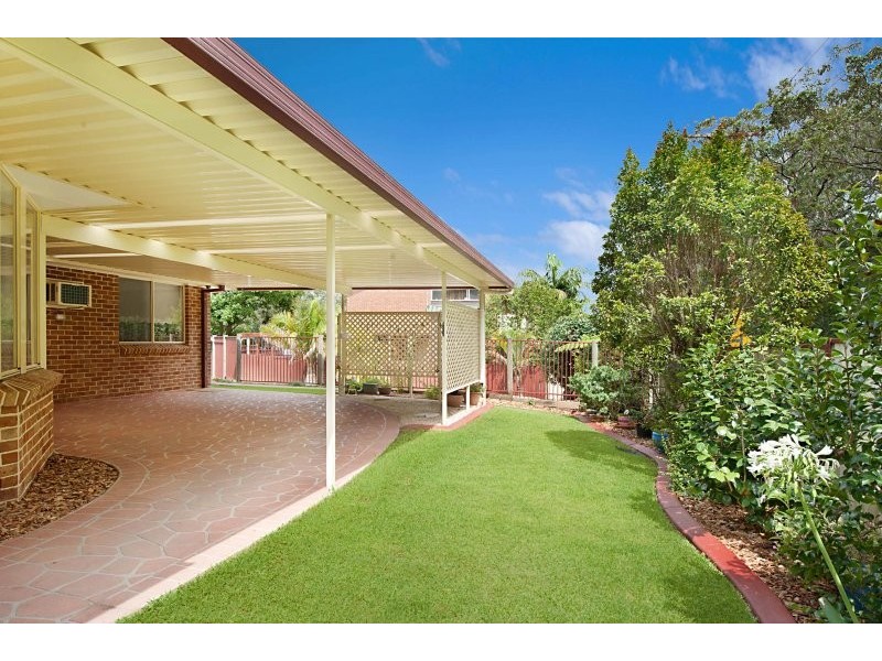 51 Greenvale Road, Green Point NSW 2251