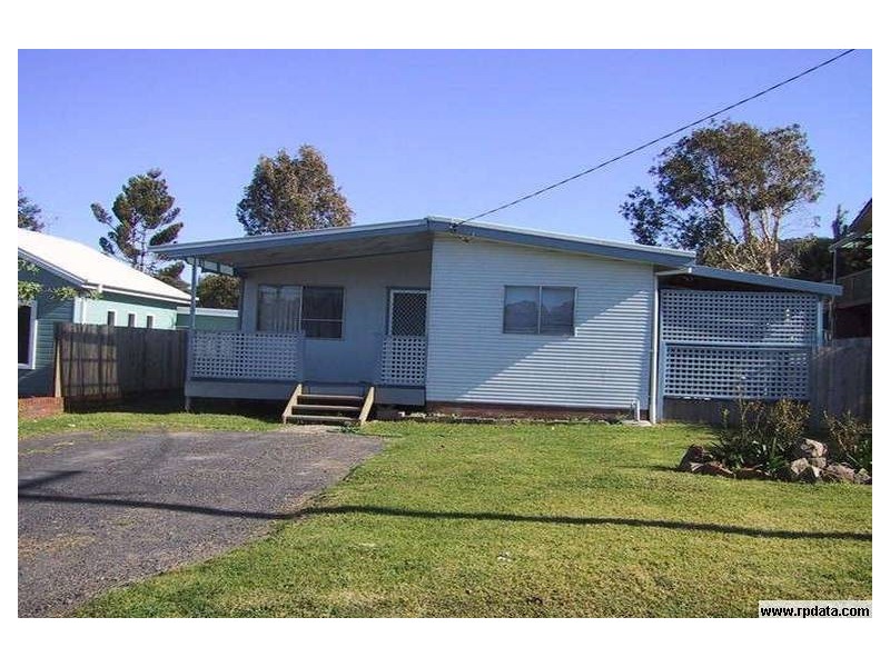 28 Bluebell Dr, Wamberal NSW 2260