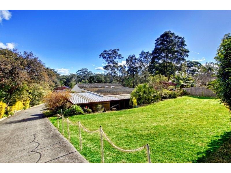 104 The Round Drive, Avoca Beach NSW 2251