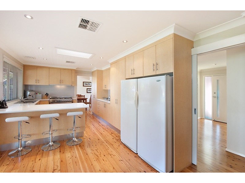 32 Frederick Street, Point Frederick NSW 2250