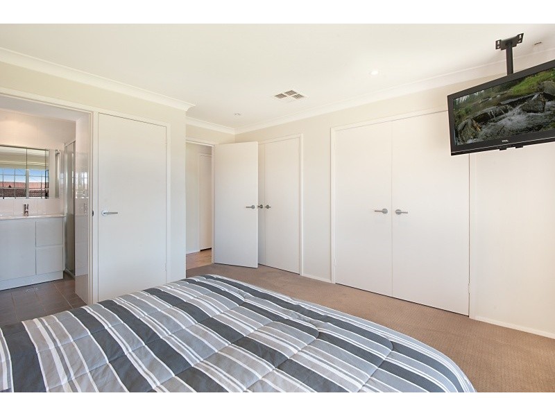 32 Frederick Street, Point Frederick NSW 2250