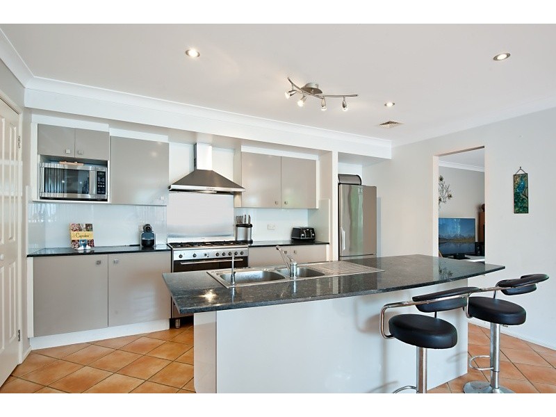 11 Eggeling Street, Erina NSW 2250