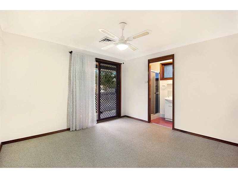 117 Cams Boulevard, Summerland Point NSW 2259