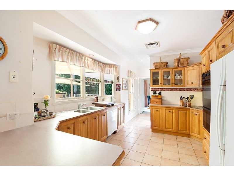 8 Victor Close, Tumbi Umbi NSW 2261