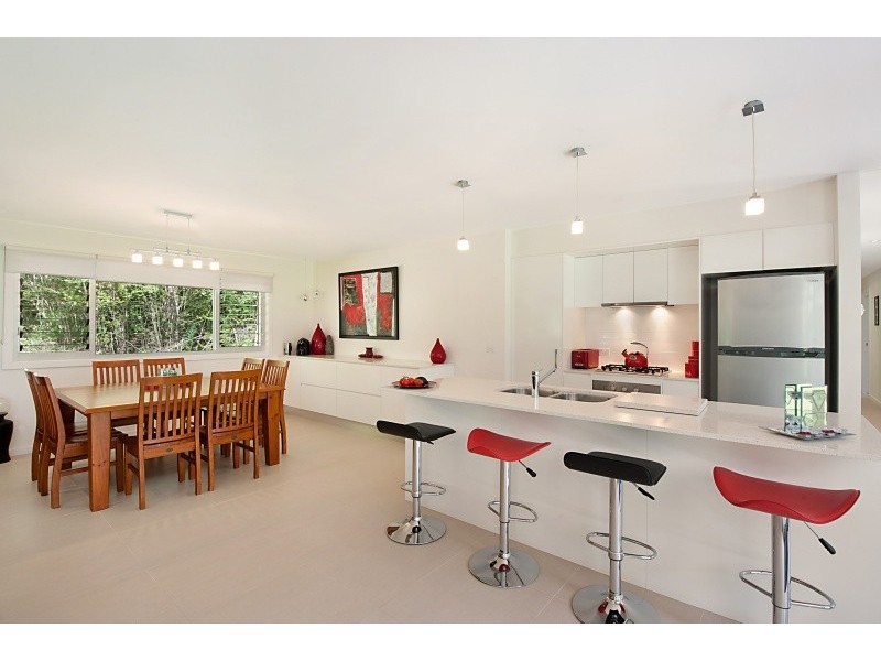 56 Erina Valley Road, Erina Heights NSW 2260