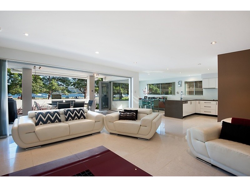 1/17 Masons Pde, Point Frederick NSW 2250