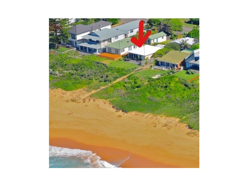 18 North Avoca Pde, North Avoca NSW 2260