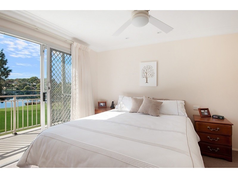 17 Bayside Drive, Green Point NSW 2251