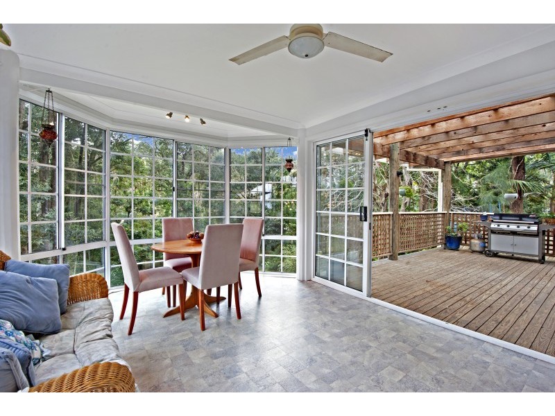 70 Lake Shore Dr, North Avoca NSW 2260