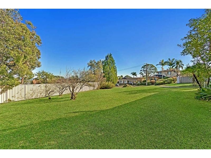 7 Morcombe Close, Gorokan NSW 2263