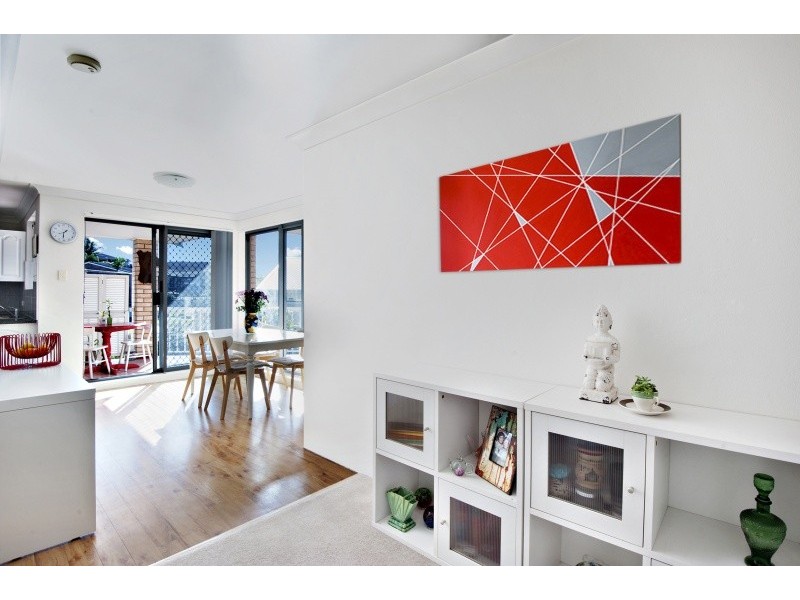 4/2-12 Bluewave Crescent, Forresters Beach NSW 2260