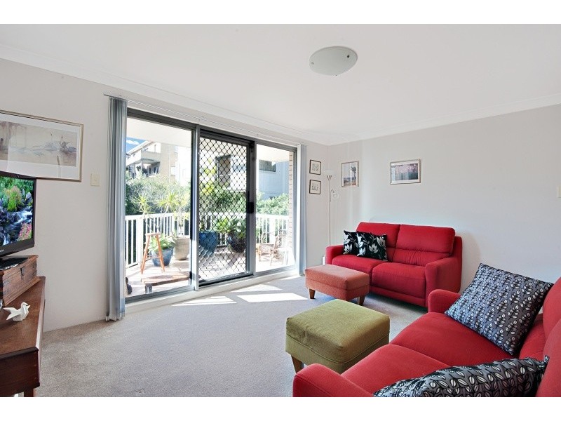 4/2-12 Bluewave Crescent, Forresters Beach NSW 2260