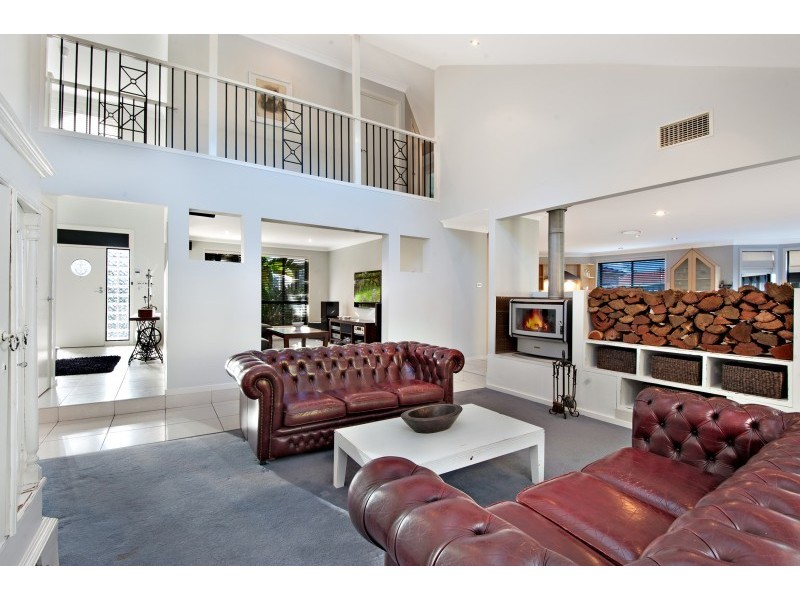 32 Tallowood Crescent, Erina NSW 2250