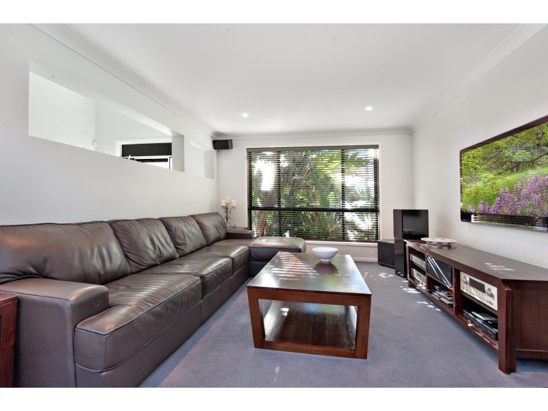 32 Tallowood Crescent, Erina NSW 2250