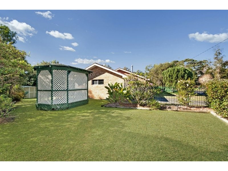 3 Loxton Avenue, Wamberal NSW 2260