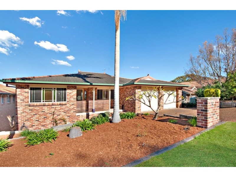 33 Morley Avenue, Bateau Bay NSW 2261