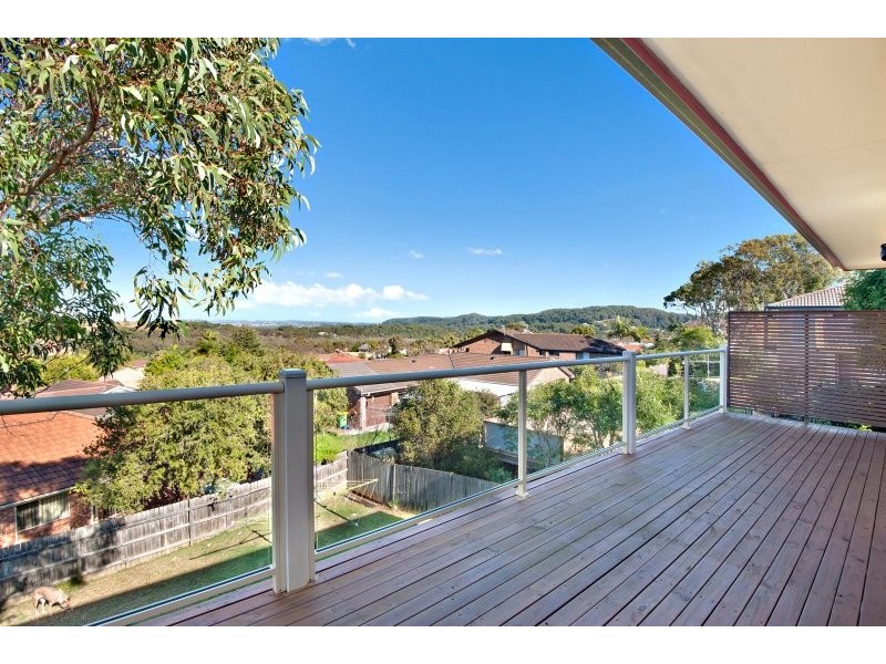 33 Morley Avenue, Bateau Bay NSW 2261