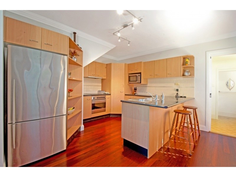 1/27 Barnhill Road, Terrigal NSW 2260