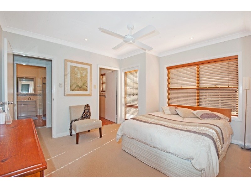 1/27 Barnhill Road, Terrigal NSW 2260