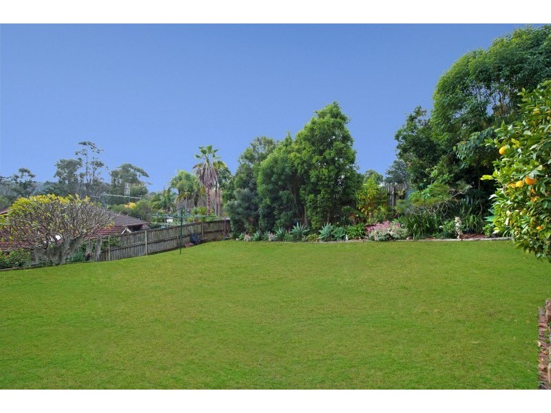 6 Yellow Book Close, Terrigal NSW 2260