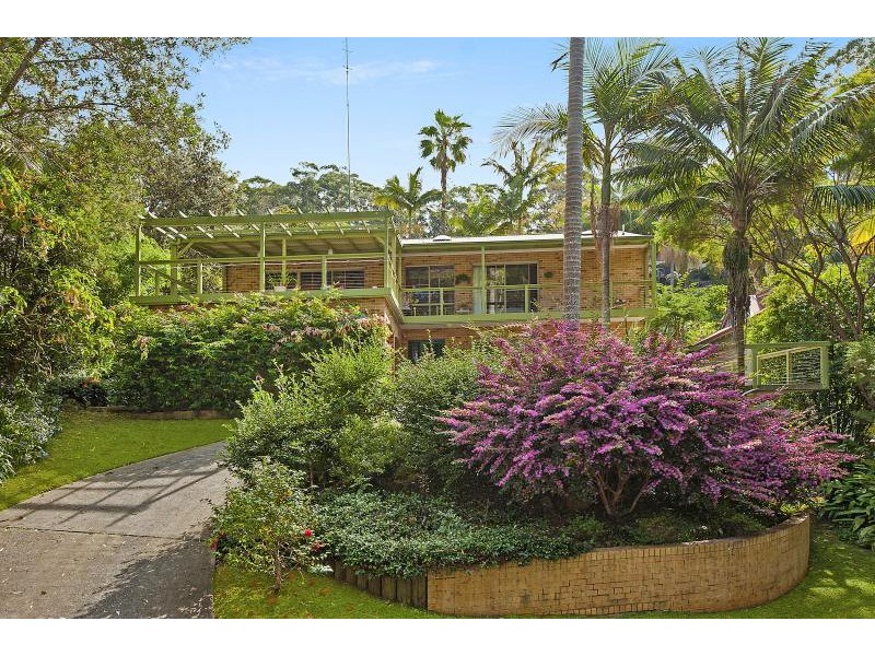 15 Hibiscus Ave, North Avoca NSW 2260