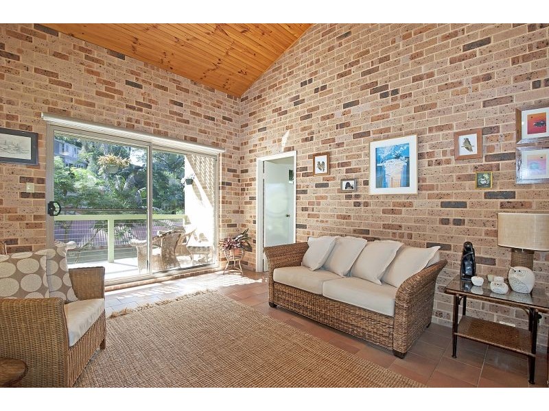 15 Hibiscus Ave, North Avoca NSW 2260