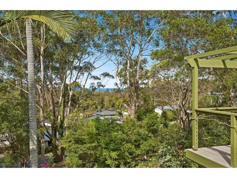 15 Hibiscus Ave, North Avoca NSW 2260