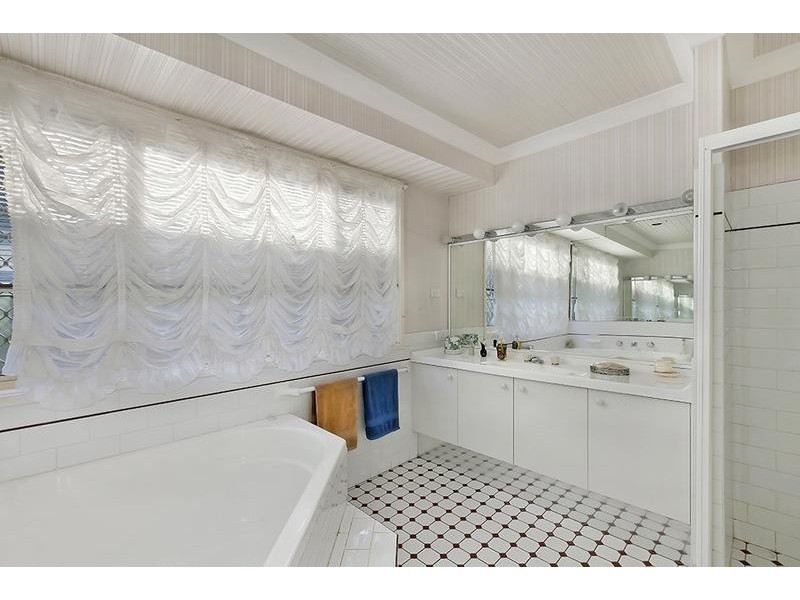 11 Derby Road, Kanwal NSW 2259